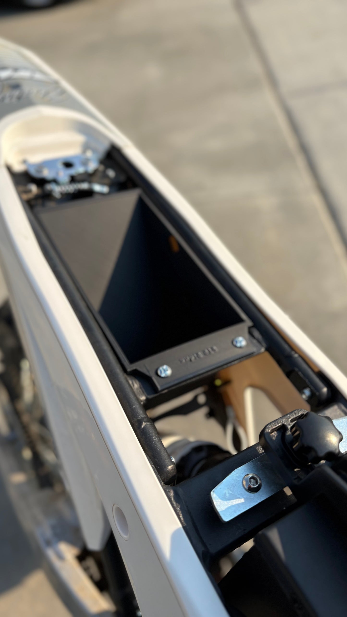 ETM RTR under seat storage
