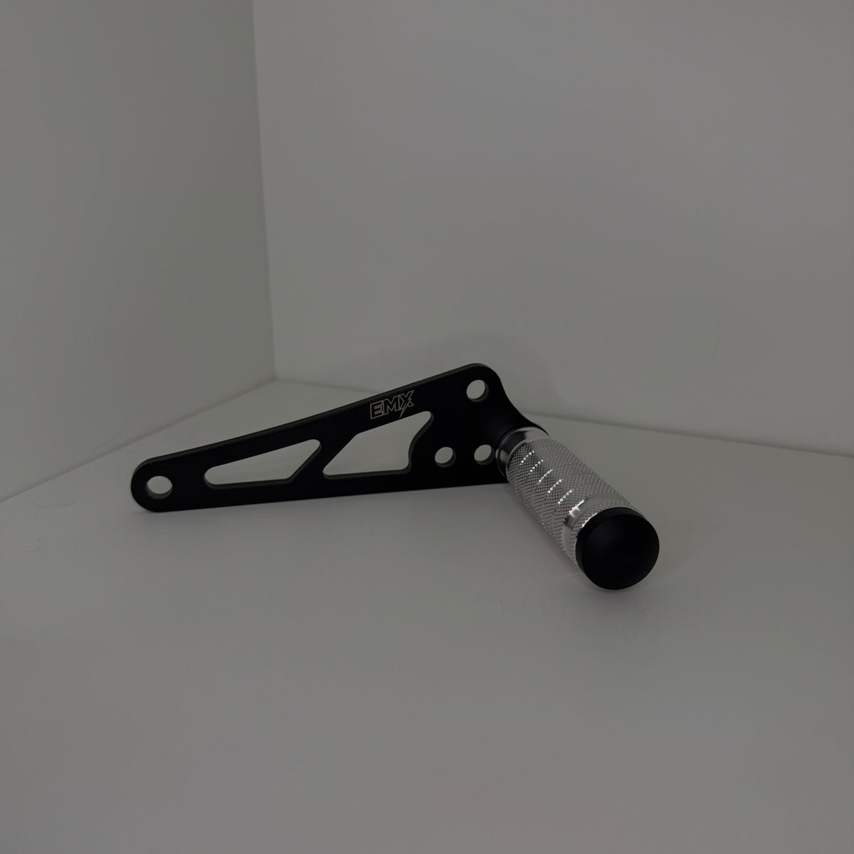 Talaria XXX Shift Lock