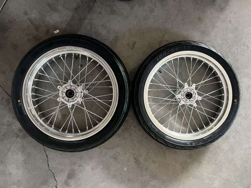ULTRA BEE CHROME SUPER MOTOS (COMES WITH EVERYTHING TO INSTALL)